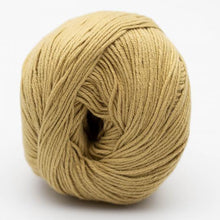 light brown GOTS organic cotton yarn